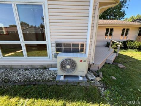 4404 W Kings Row Street Muncie IN 47304