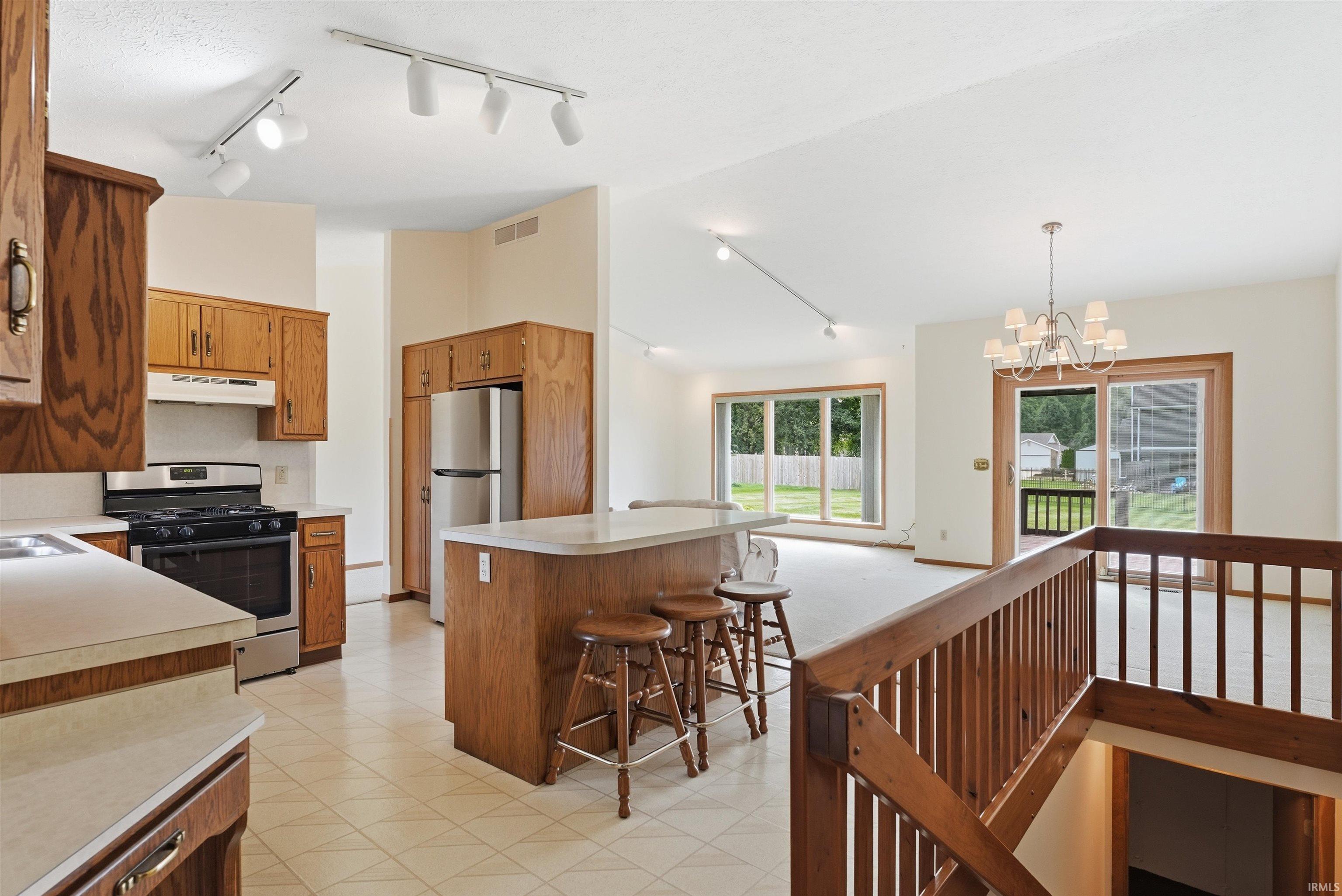 202 Colonial Drive Warsaw IN 46582