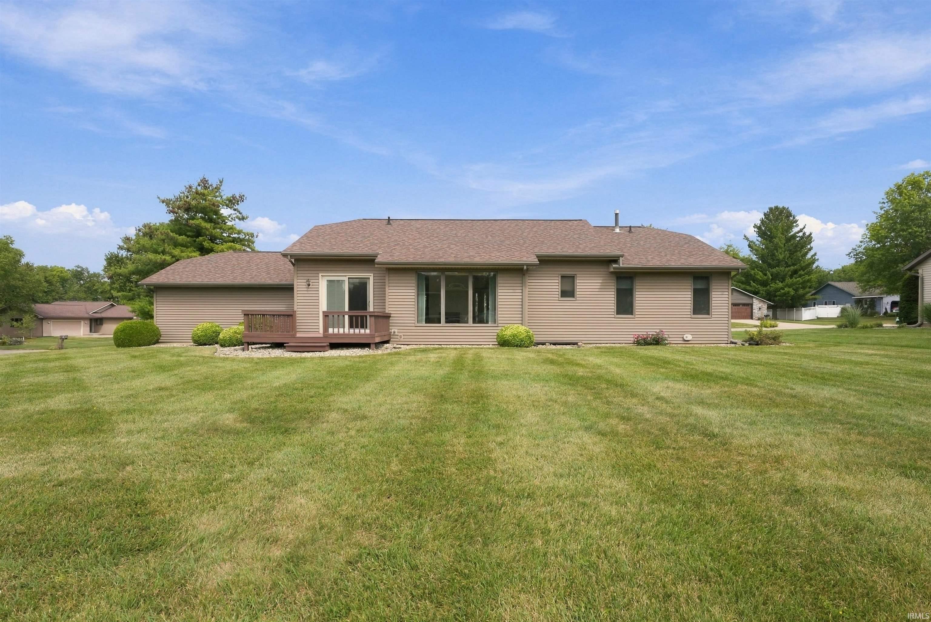 202 Colonial Drive Warsaw IN 46582