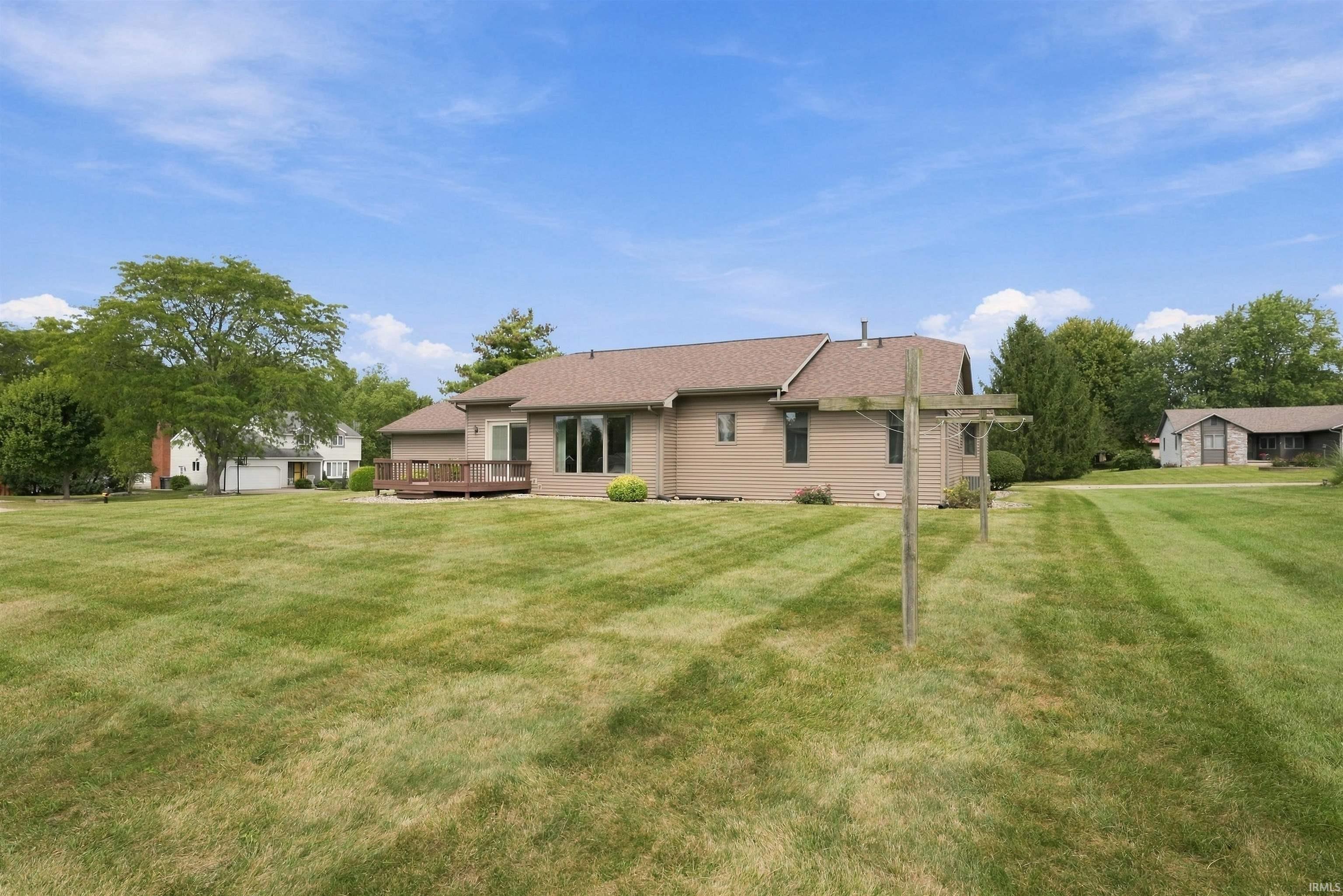 202 Colonial Drive Warsaw IN 46582