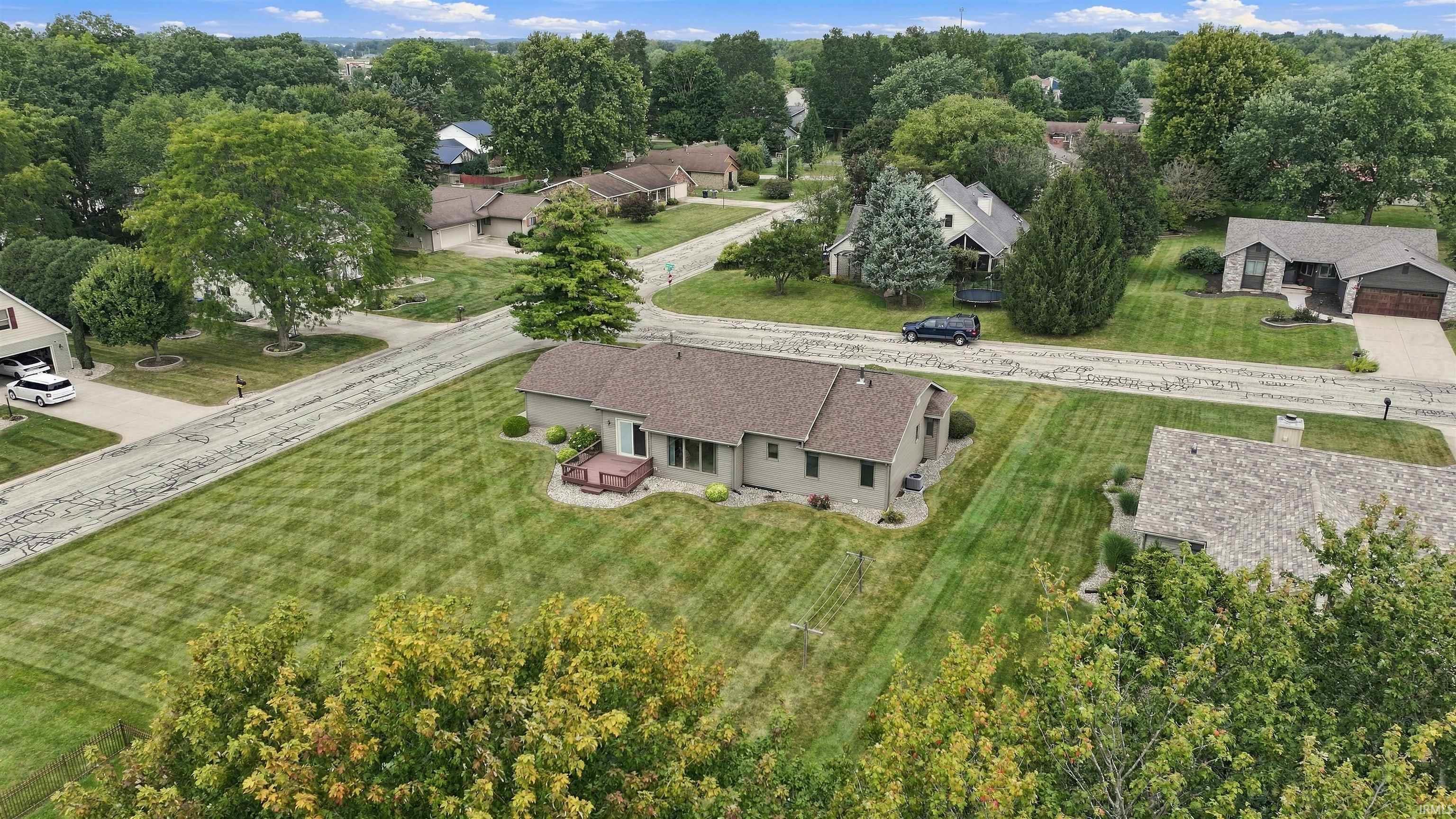 202 Colonial Drive Warsaw IN 46582