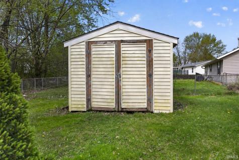 433 S Tulip Tree Court Ellettsville IN 47429