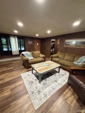 3407 N 1500 W Road Linton IN 47441