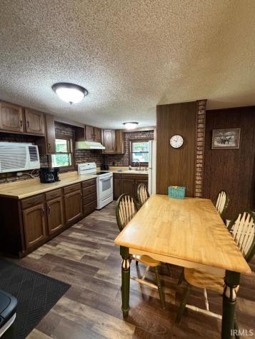 3407 N 1500 W Road Linton IN 47441