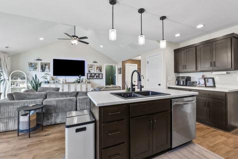 203 W Longfellow Boulevard Columbia City IN 46725