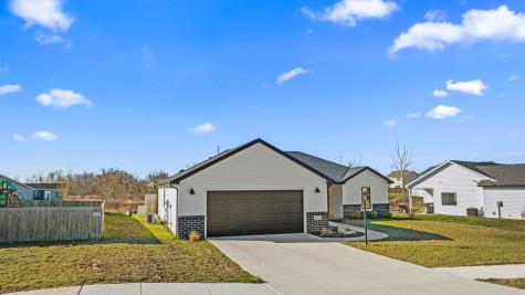 203 W Longfellow Boulevard Columbia City IN 46725