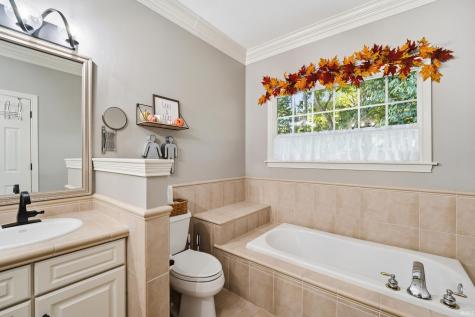 31 Flowermound Drive West Lafayette IN 47906