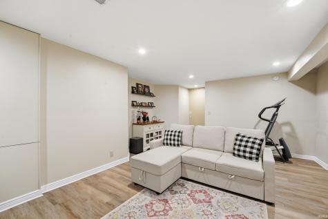 31 Flowermound Drive West Lafayette IN 47906
