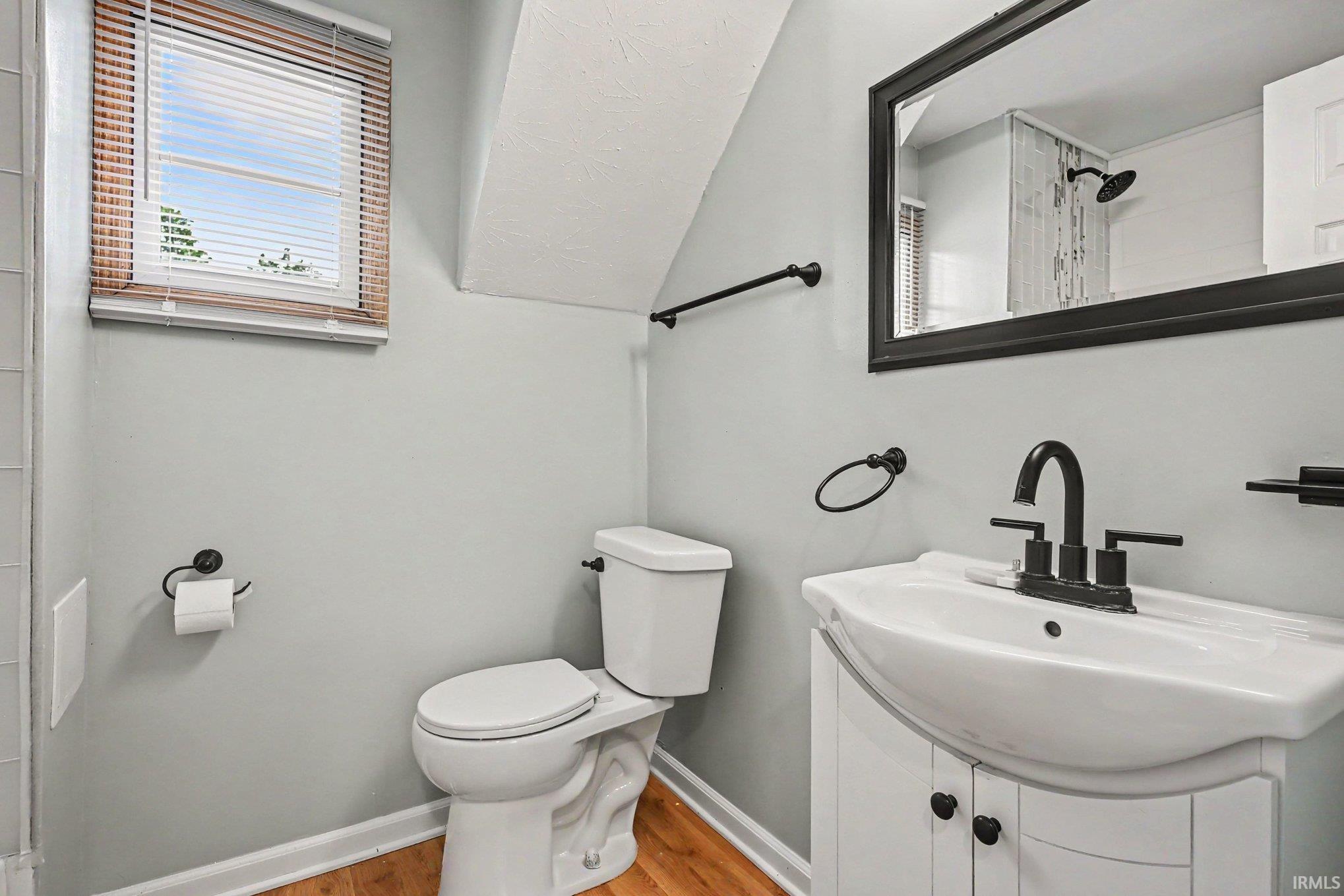 946 S 25th Street South Bend IN 46615