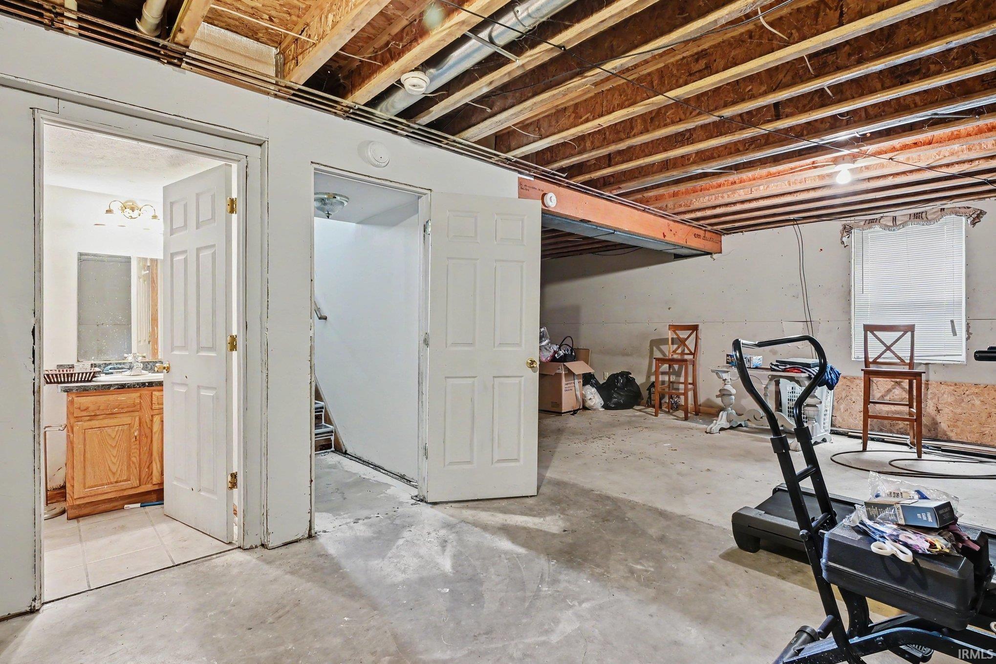 18185 Scarborough Lane Elkhart IN 46528