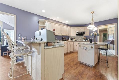 8401 Pember Brook Drive Fort Wayne IN 46804