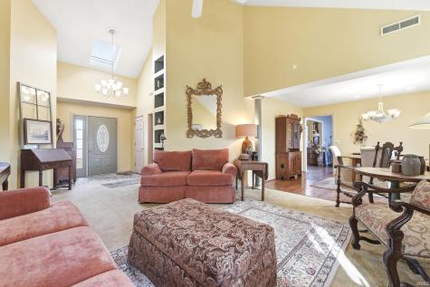 8401 Pember Brook Drive Fort Wayne IN 46804