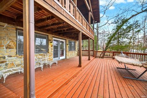 9009 E Emerald Court Nashville IN 47448