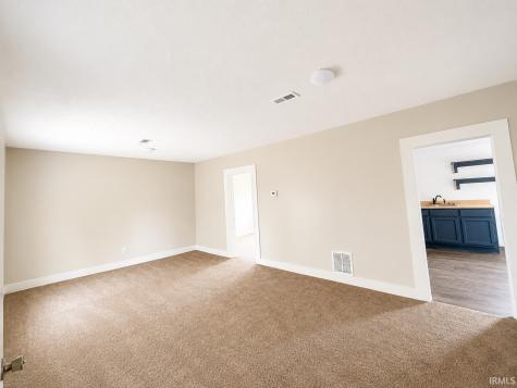 825 Oak Street Tipton IN 46072