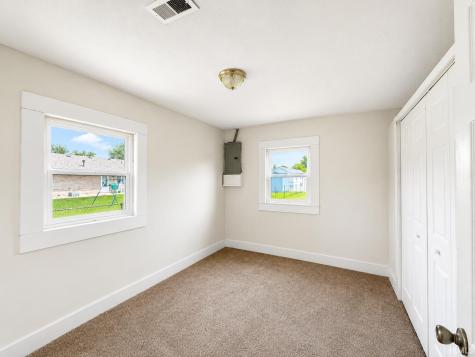825 Oak Street Tipton IN 46072