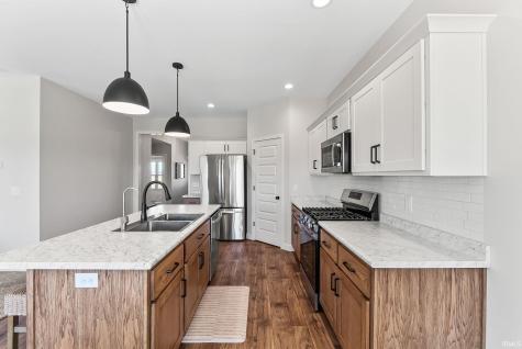 12733 Towcester Court Fort Wayne IN 46818