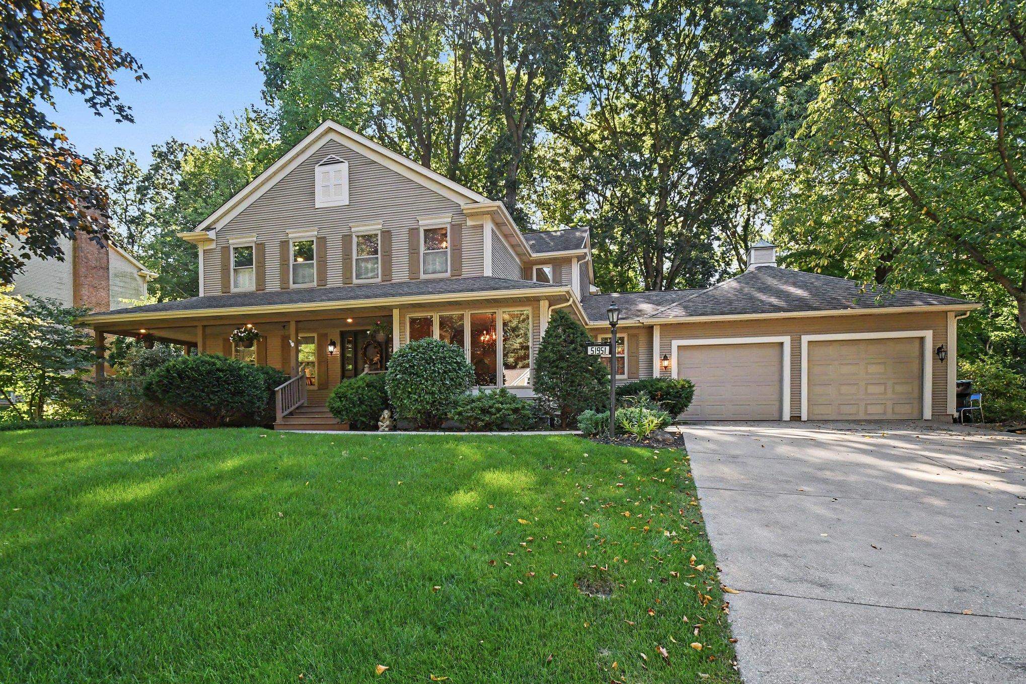 51951 Carriage Hills Drive South Bend IN 46635