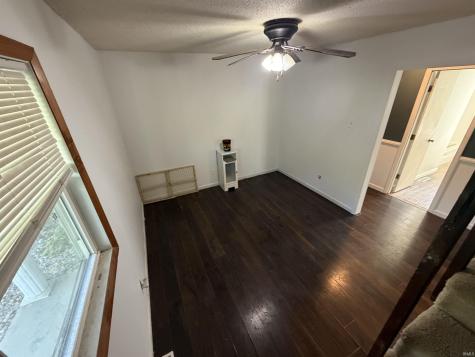 280 NW 9th Street Linton IN 47441