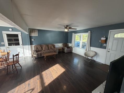 280 NW 9th Street Linton IN 47441