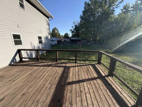 280 NW 9th Street Linton IN 47441