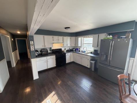 280 NW 9th Street Linton IN 47441