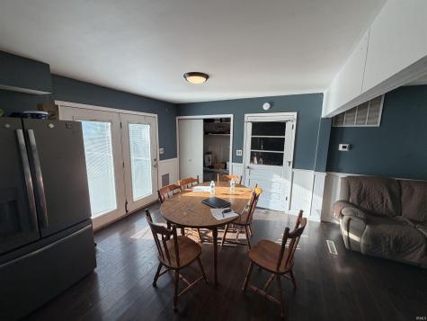 280 NW 9th Street Linton IN 47441