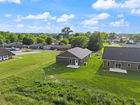 219 Poplar Street Loogootee IN 47553