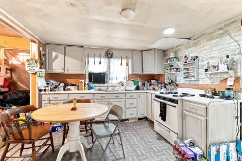 1622 Ross Street New Castle IN 47362