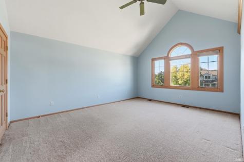 2417 W Harbourside Drive Fort Wayne IN 46814