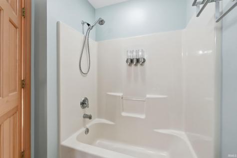 2417 W Harbourside Drive Fort Wayne IN 46814