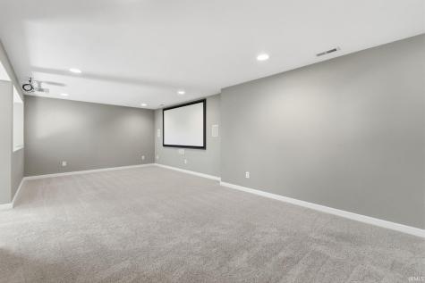 2417 W Harbourside Drive Fort Wayne IN 46814