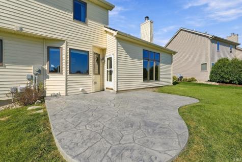 2417 W Harbourside Drive Fort Wayne IN 46814