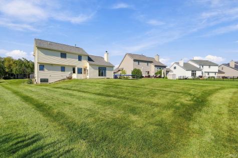 2417 W Harbourside Drive Fort Wayne IN 46814