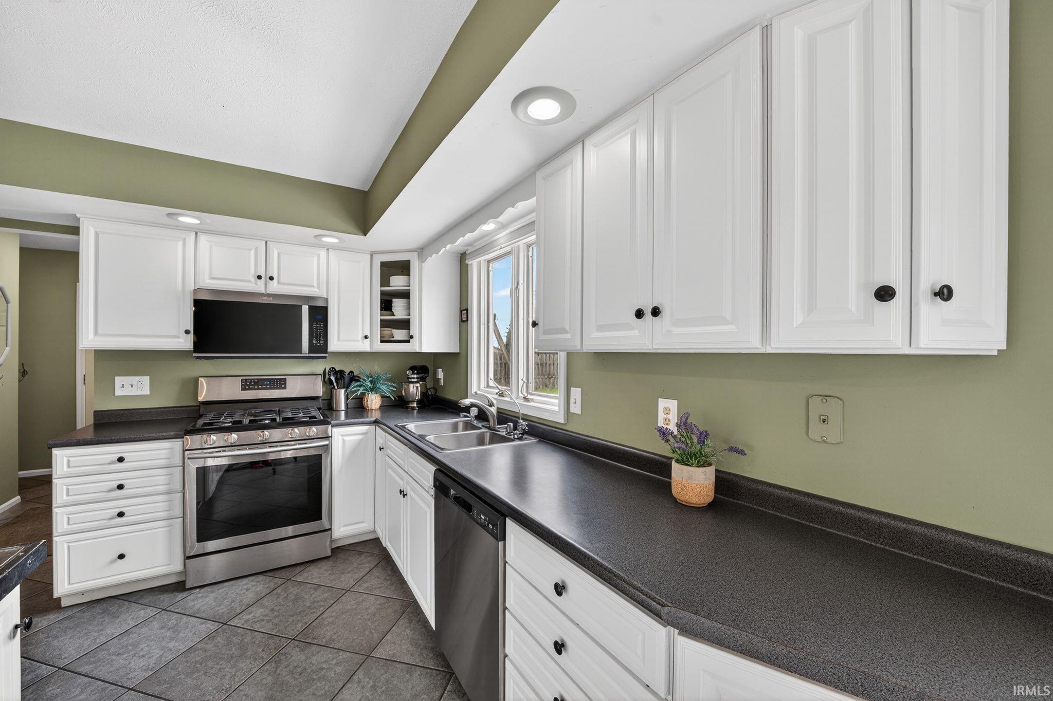 11656 Black Friars Lane Mishawaka IN 46545