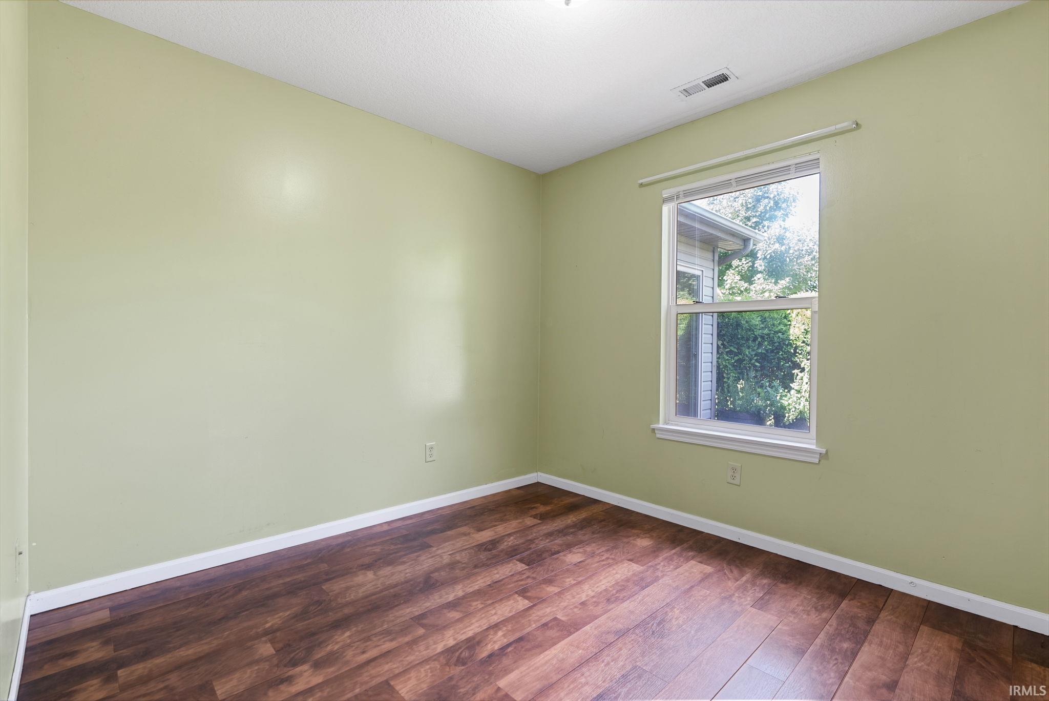 1844 N Vicky Lane Warsaw IN 46582