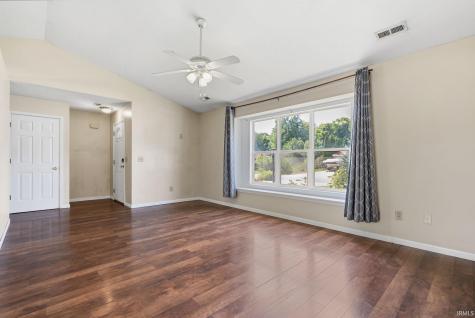 1844 N Vicky Lane Warsaw IN 46582