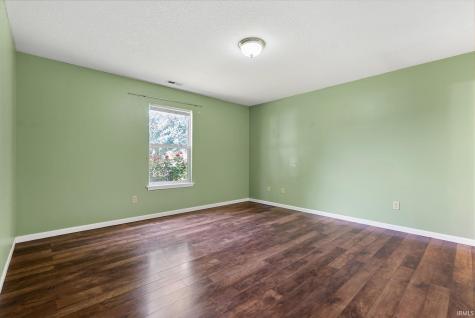 1844 N Vicky Lane Warsaw IN 46582