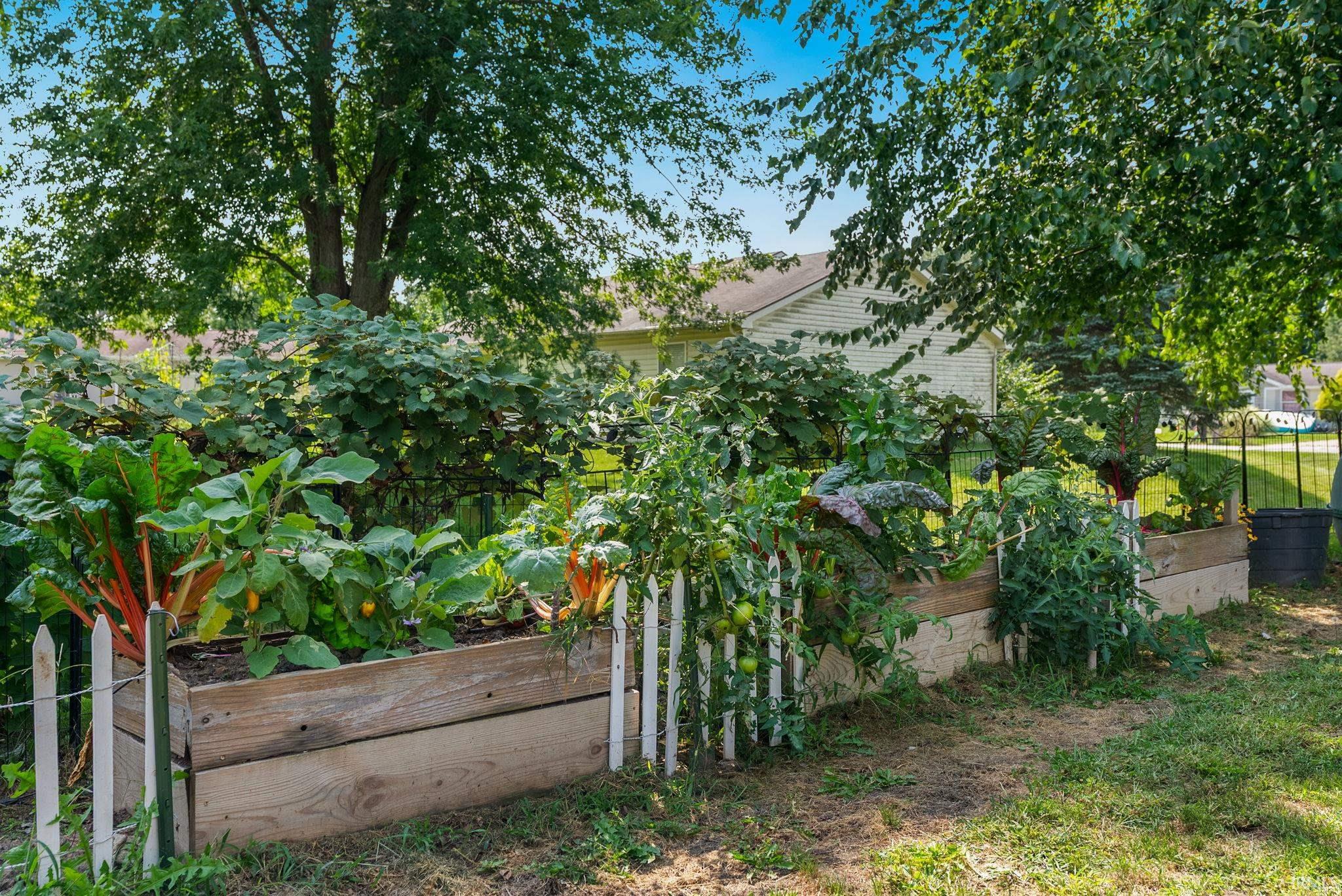 1844 N Vicky Lane Warsaw IN 46582