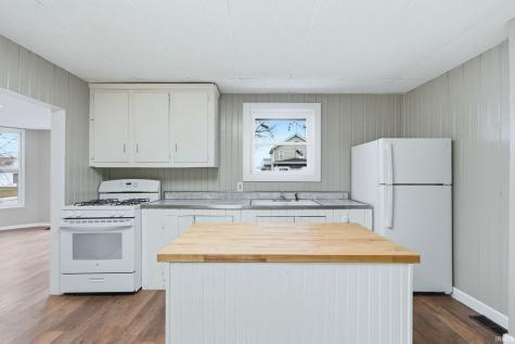 200 E King Street Garrett IN 46738