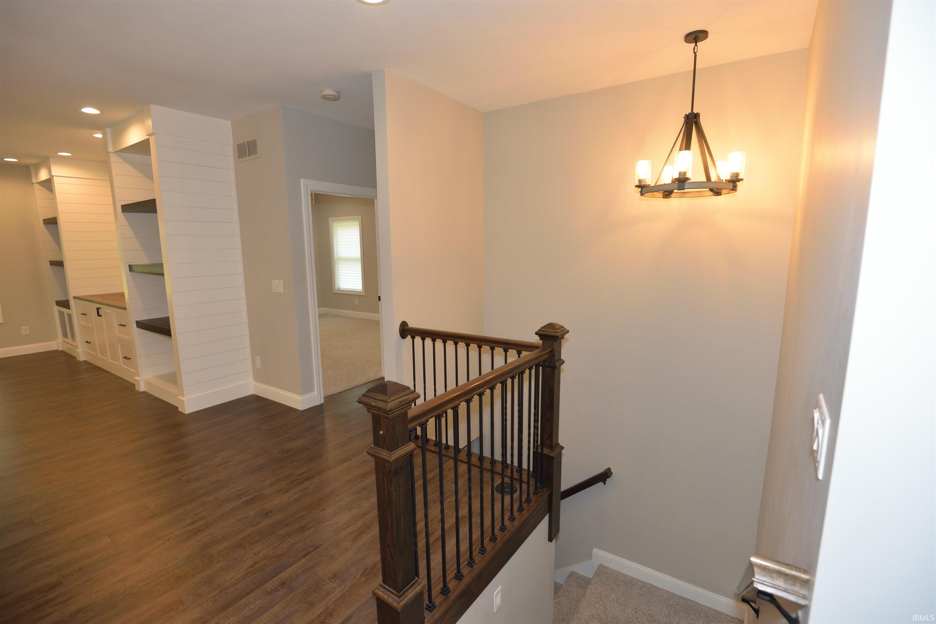52427 Lynnewood Avenue South Bend IN 46628