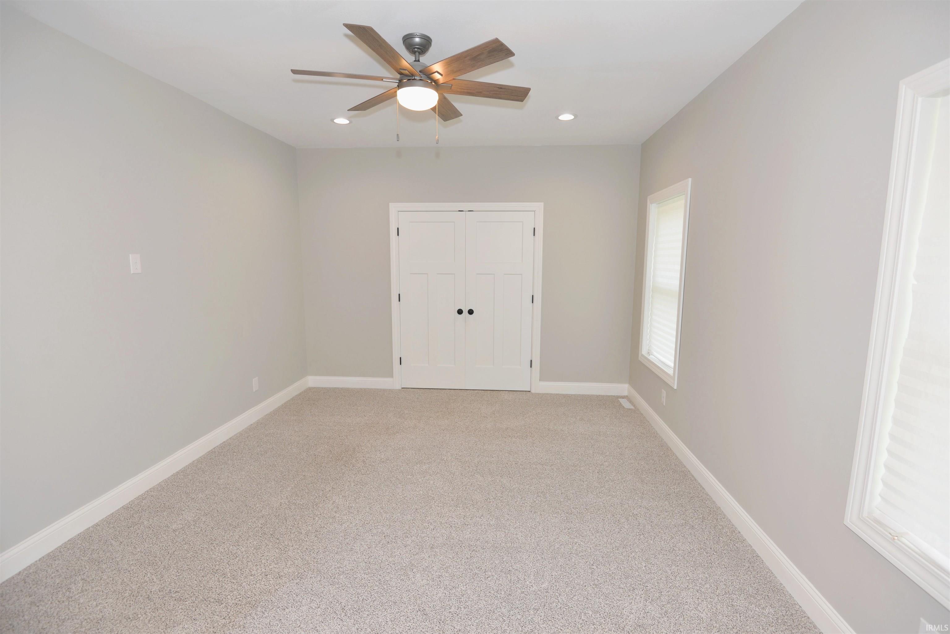 52427 Lynnewood Avenue South Bend IN 46628