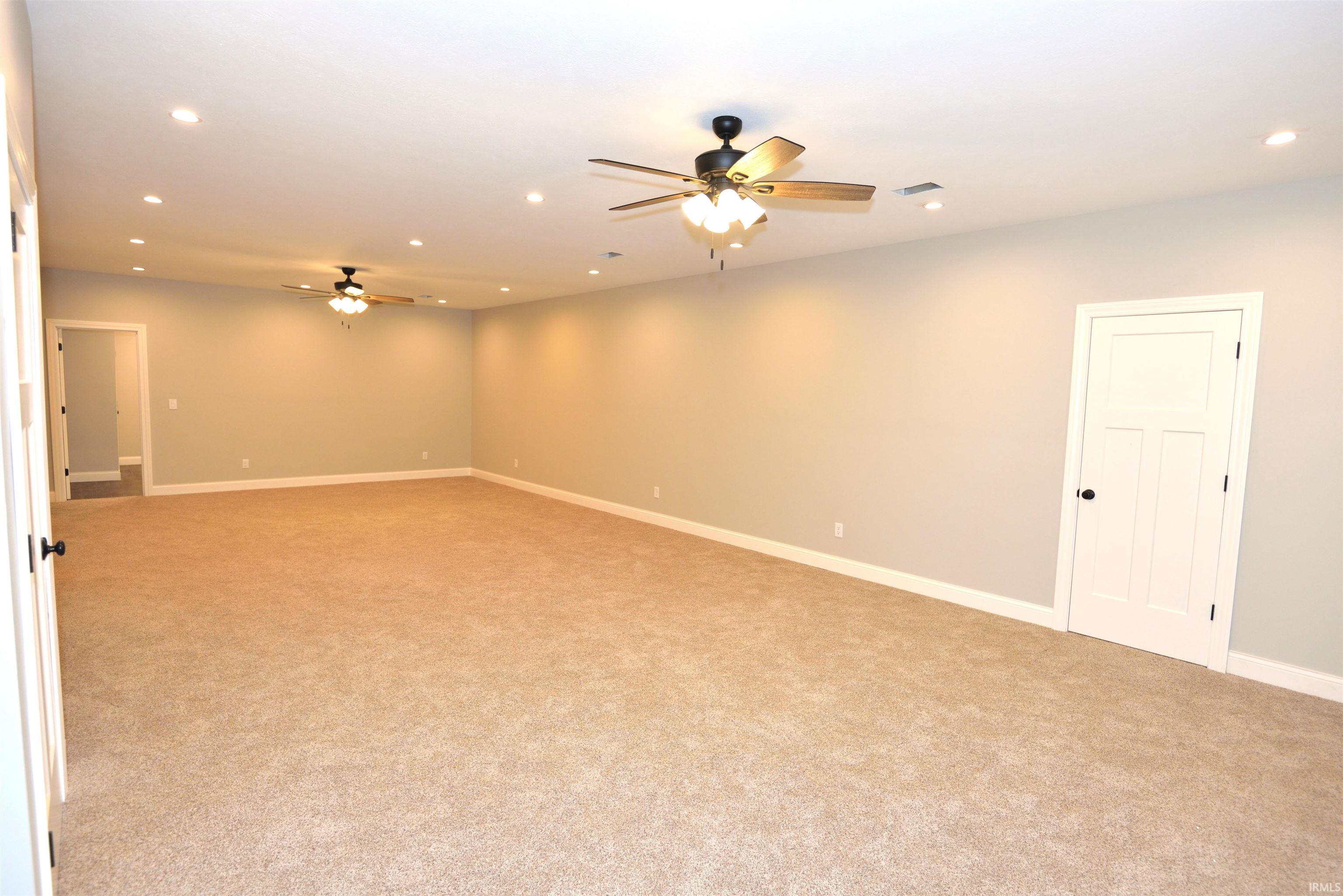 52427 Lynnewood Avenue South Bend IN 46628