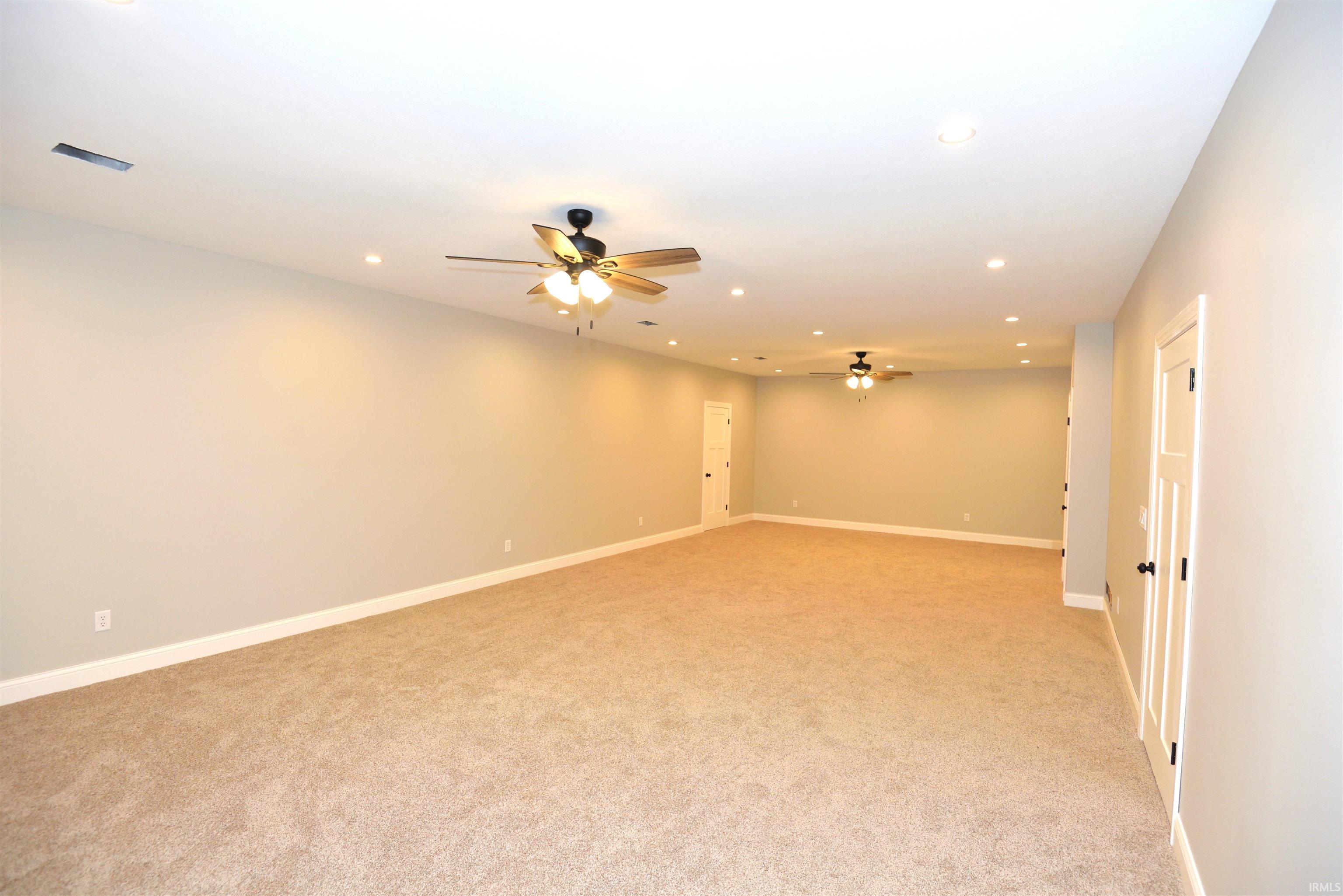 52427 Lynnewood Avenue South Bend IN 46628