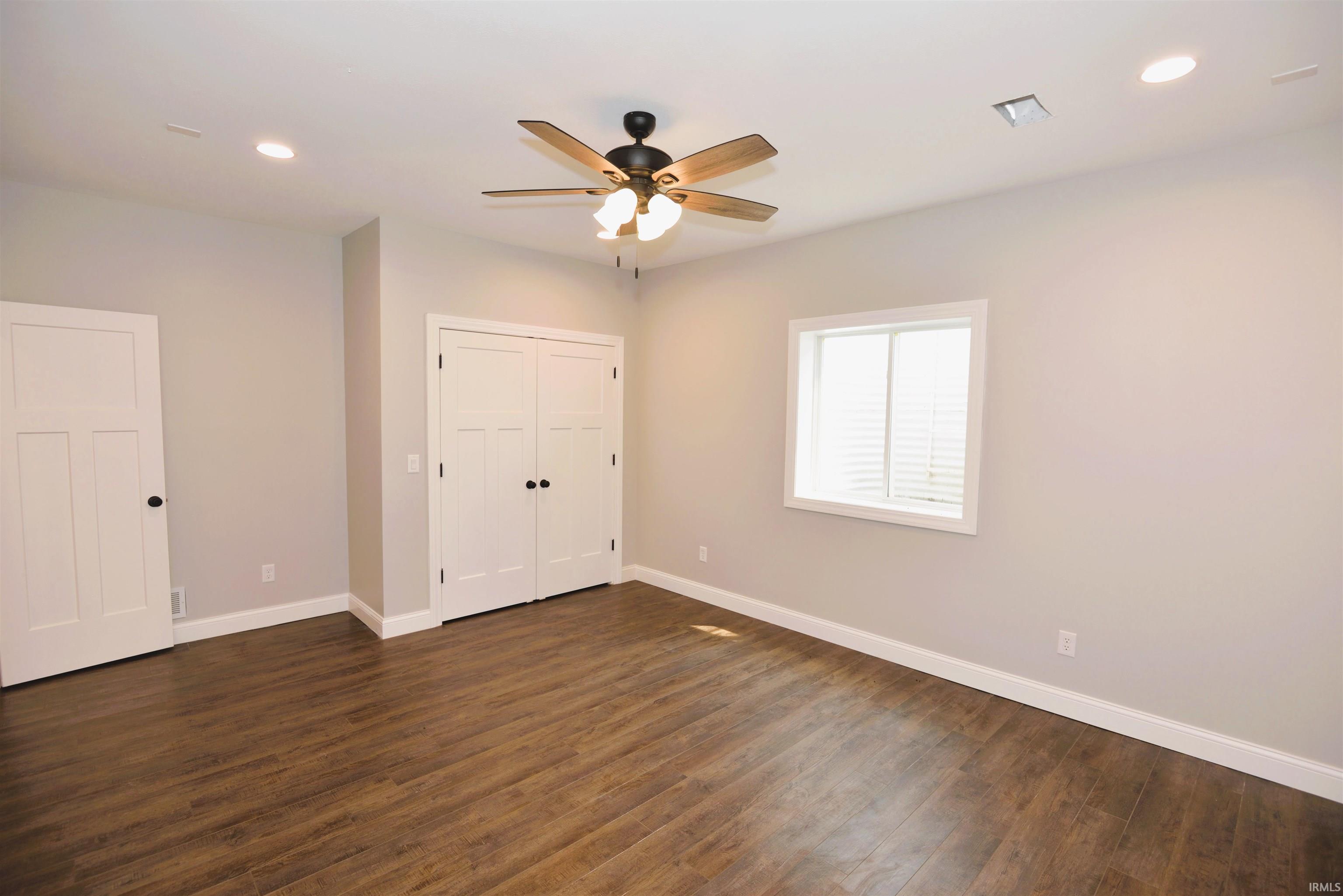 52427 Lynnewood Avenue South Bend IN 46628