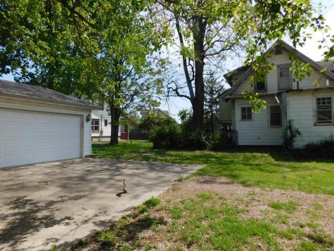 828 W Kilgore Avenue Muncie IN 47305