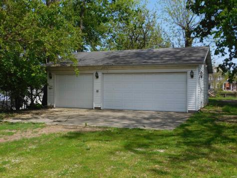 828 W Kilgore Avenue Muncie IN 47305