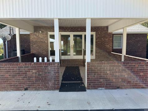 3021 E Us Highway 50 Bedford IN 47421