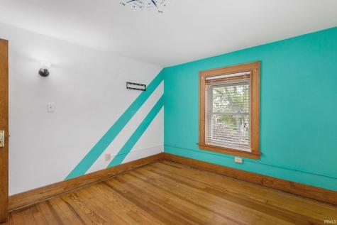 918 E Fox Street South Bend IN 46613