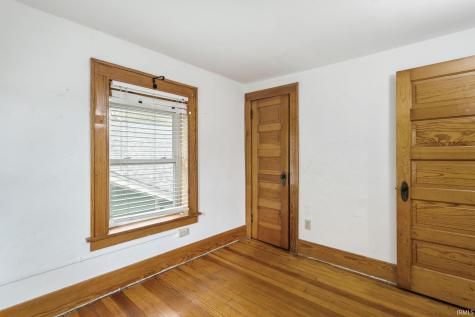 918 E Fox Street South Bend IN 46613