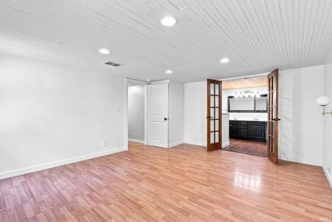 1426 S State Road 135 Road Nashville IN 47448